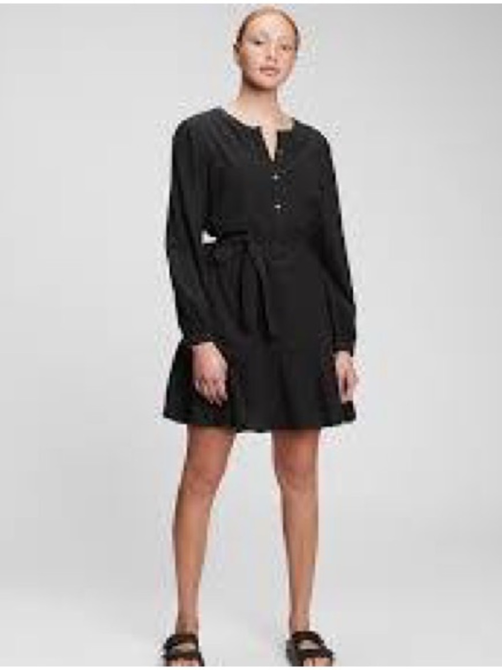 GAP Black Long-Sleeve Henley Tie-Waist Mini Dress